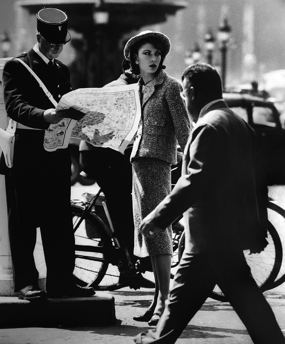 Image no. 260: Model + Policeman, Chanel, P... (William Klein), code=S, ord=1000, date=1957