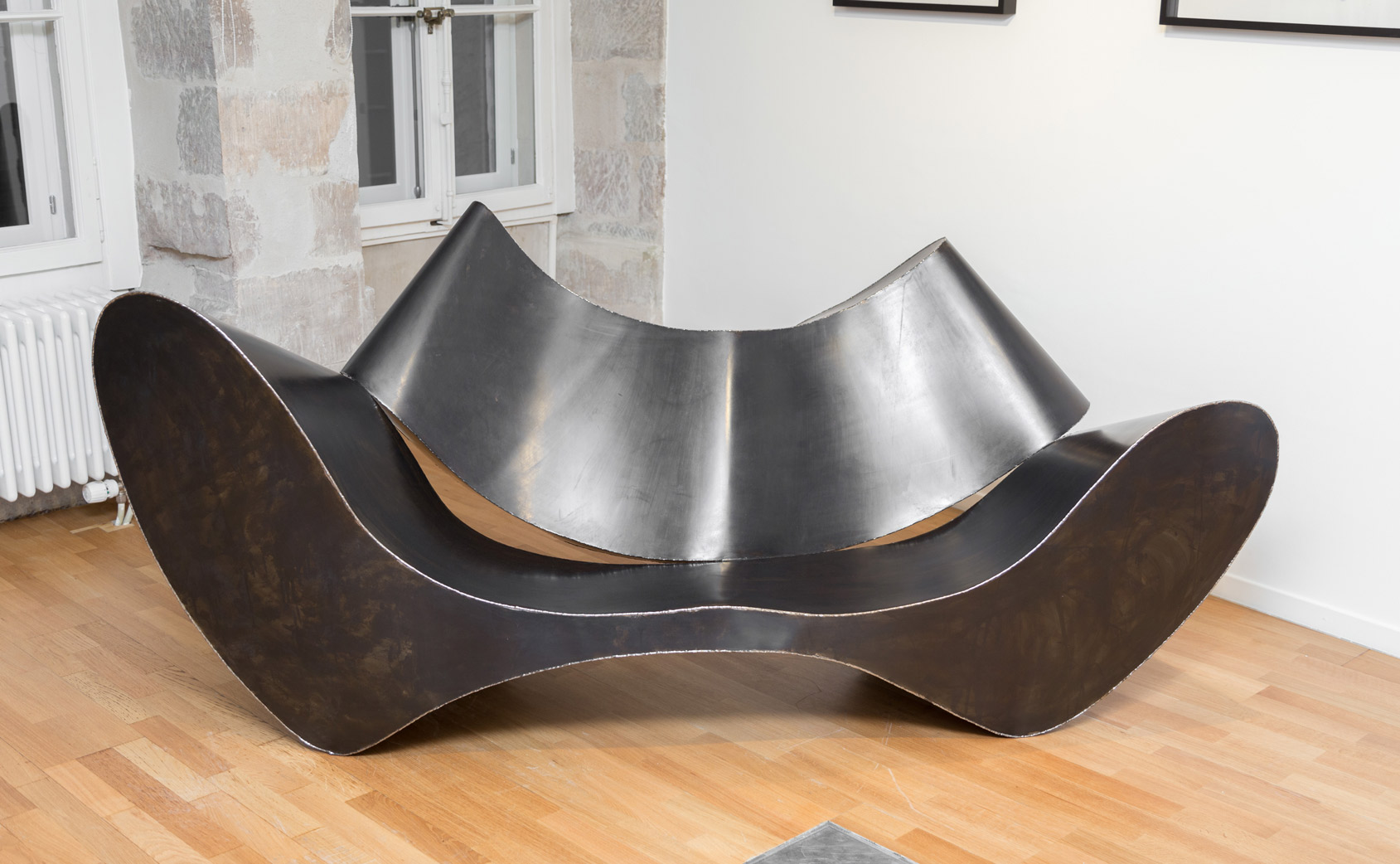 Image no. 38: D-Sofa (Ron Arad), code=S, ord=1000, date=1994