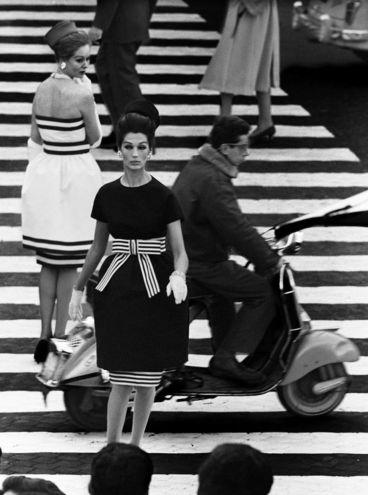 Image no. 265: Simone + Nina, Piazza di Spa... (William Klein), code=S, ord=1000, date=1960